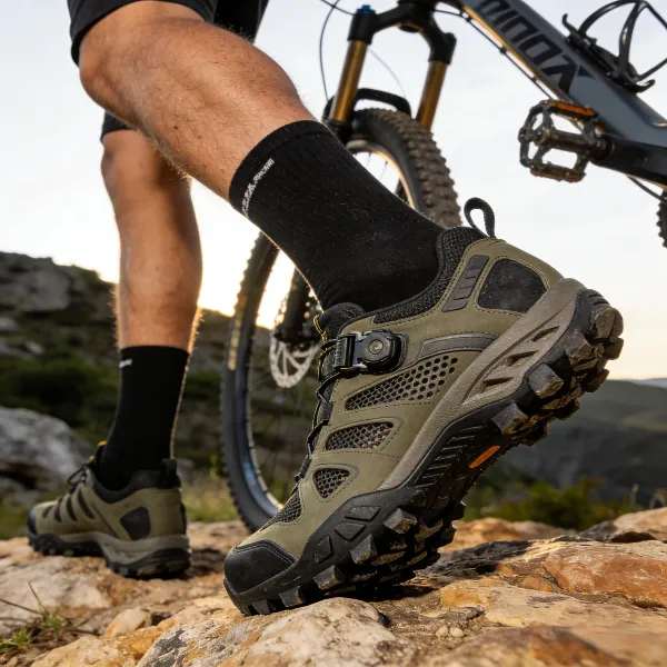 Características Clave a Buscar en las Zapatillas MTB para Hombre